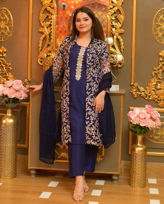 AIZEL EMBROIDERED SUIT